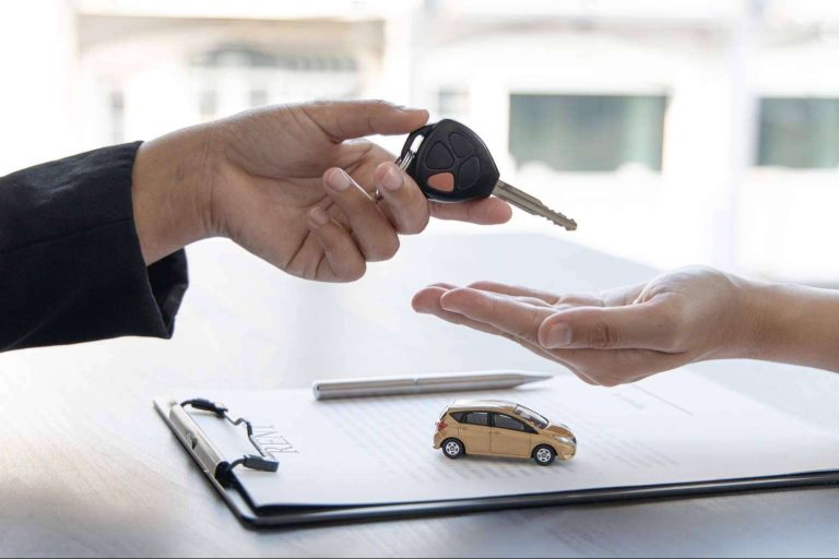 Las características del nuevo Toyota CHR 140HP, de la mano de Smile Rent Europa