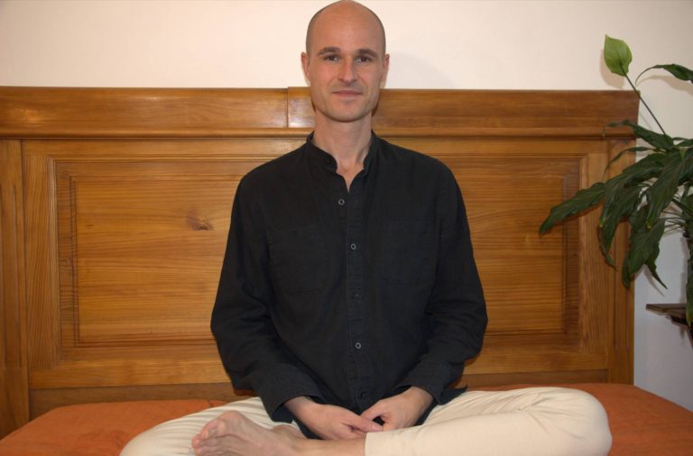 En su libro ‘Retirar el velo’, Iván Lahuerta Sánchez abre su corazón para ayudar a las personas a conseguir ese cambio que tanto ansían