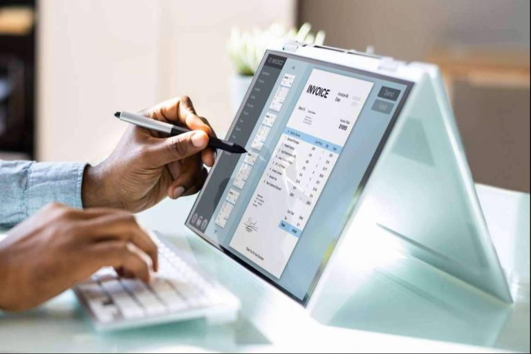 Agilizar los procesos, factura electrónica obligatoria para pymes y autónomos