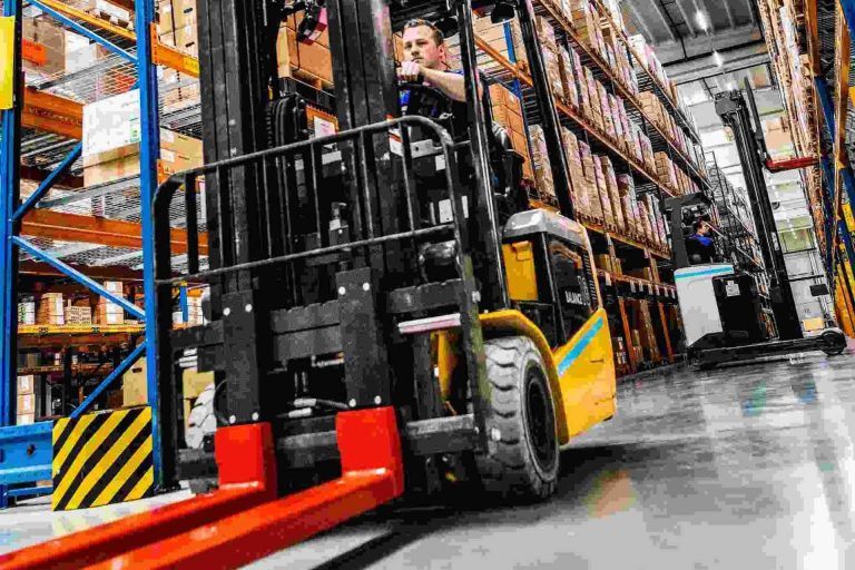 RAVAS se dedica a la venta de maquinaria con pesaje para almacenes