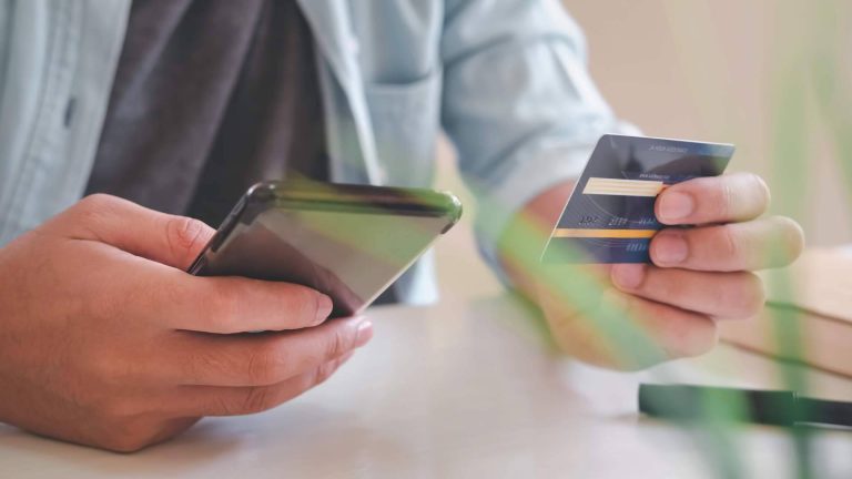 AK Digital impulsa la transformación digital con su sistema de autogestión de tarjetas financieras