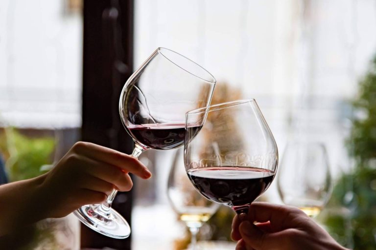 La Tintorería pone a disposición vinos y champanes muy exclusivos