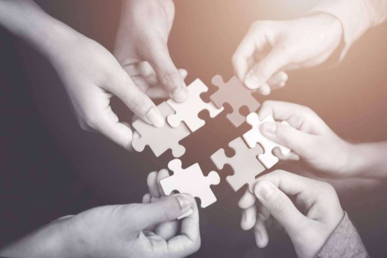 Un ejemplo de responsabilidad social corporativa con Luis Atala como vicepresidente; Ficohsa