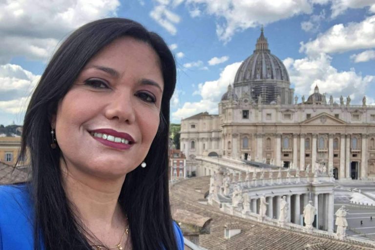 'Desde el Vaticano', con Marinellys Tremamunno; un exclusivo viaje exclusivo a través de los acontecimientos que marcarán este año