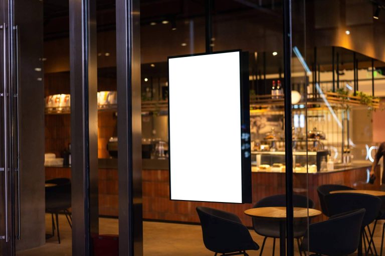 Recubik Channel y su sistema de gestión para hoteles revoluciona la cartelería digital