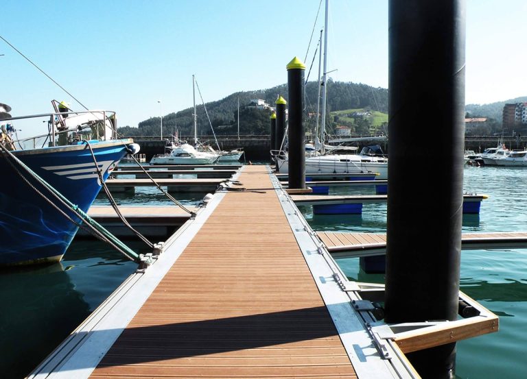 La distribución de placas fotovoltaicas de la casa SUNEVO en España, de la mano de GoldProjects