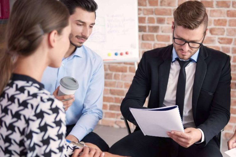 Gestión compartida; los canales de denuncia que llegan al mercado español