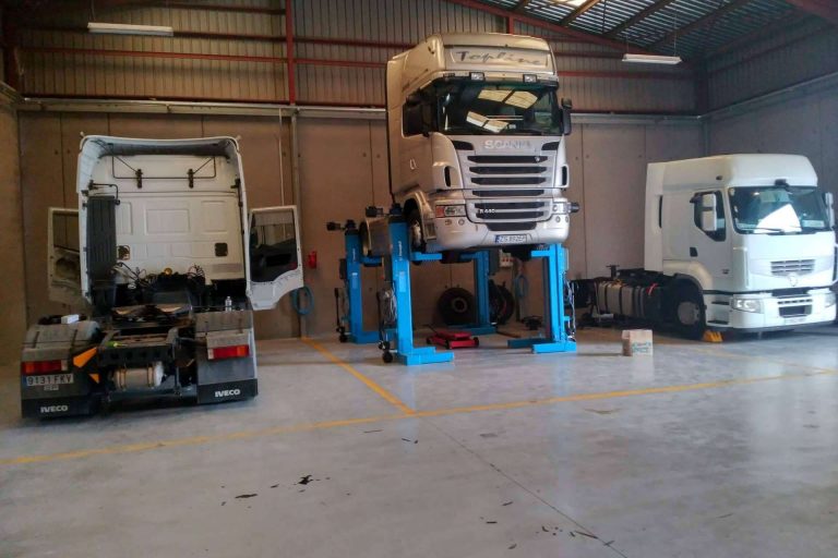 Por qué no hay más profesionales dedicados al sector del transporte en España