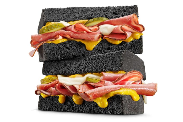 Básico ha llegado a Madrid con sus originales sándwiches a domicilio