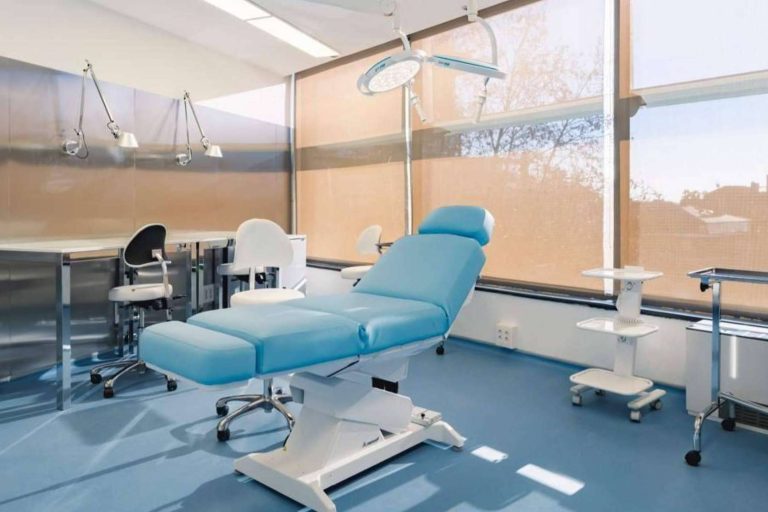 Los beneficios del tratamiento regenerador capilar mediante células propias