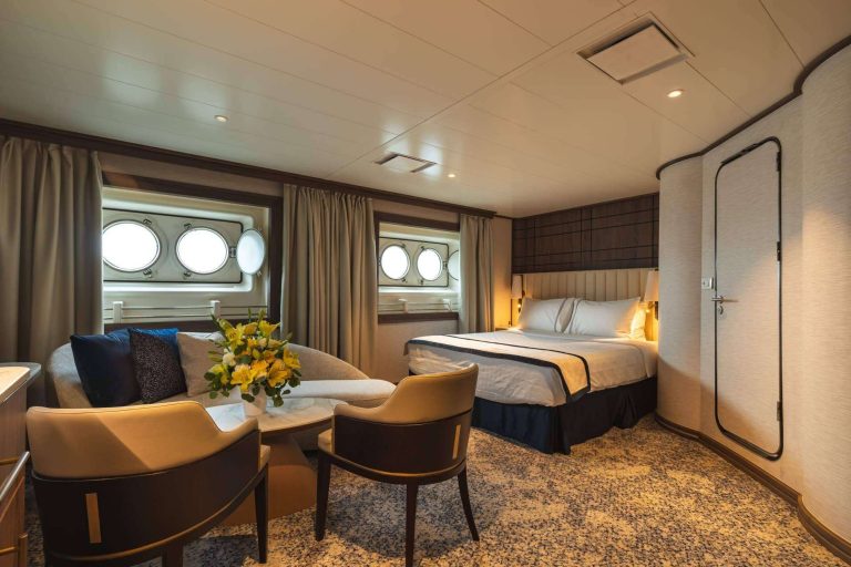 Windstar Cruises desvela su programación 2024/25 y un amplio programa de actualización de su flota