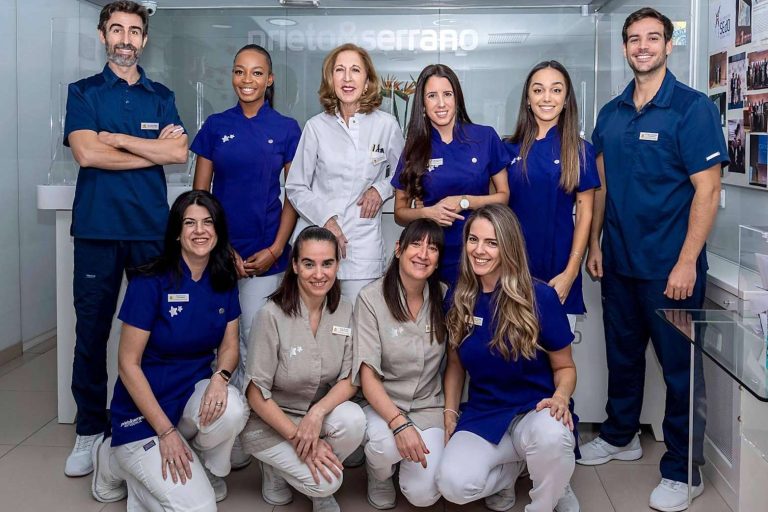 Los múltiples beneficios de la ortodoncia en adultos, según Prieto&Serrano