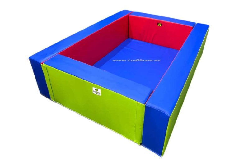Ludifoam, piscinas de bolas y protectores acolchados que favorecen al desarrollo infantil