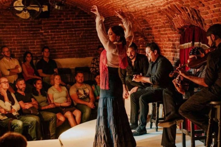 El establecimiento Tablao Torero busca conmover el alma con sus experiencias de flamenco