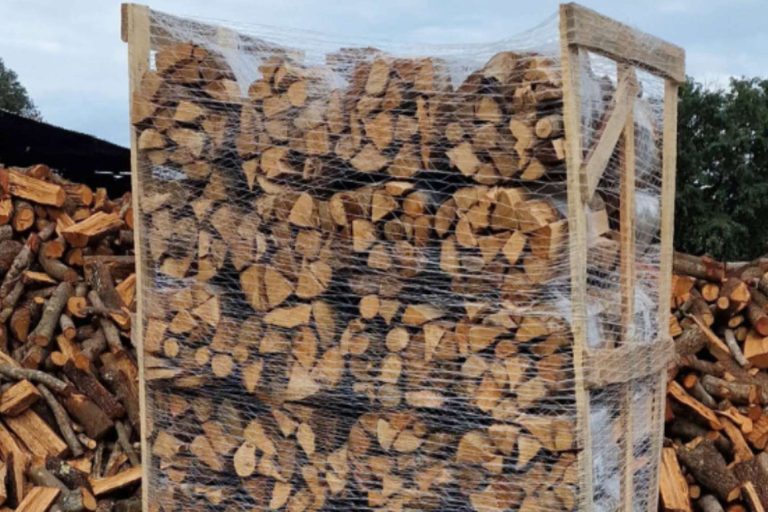 Llenyes i Carbons Polinyà ofrece diferentes tipos de leñas para restauración