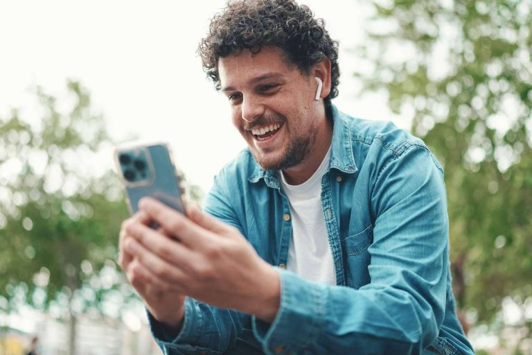 La nueva tarifa OROC 75 de OROC Fibra y Móvil; 75 GB de datos y llamadas ilimitadas por 12 euros al mes