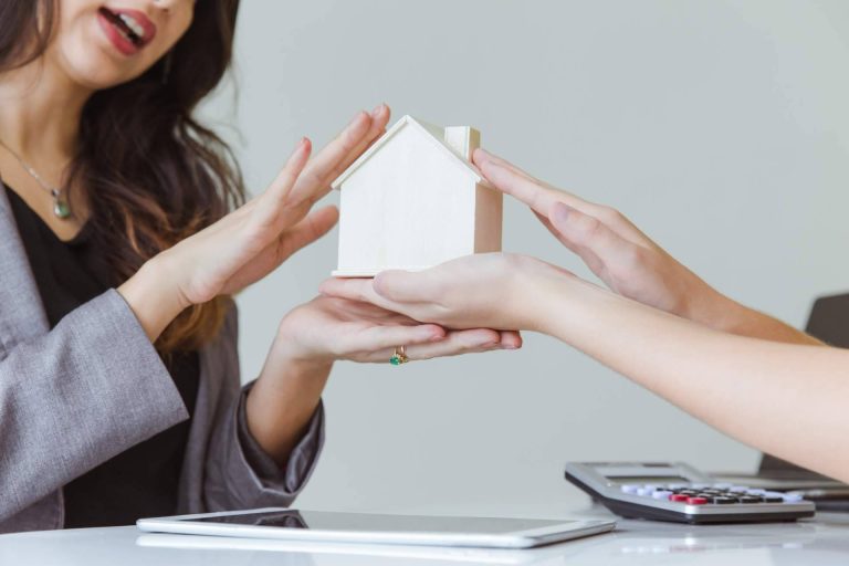 Las ventajas de un CRM inmobiliario para la gestión de clientes y propiedades, por Vaquero & Workgroups Viviendas