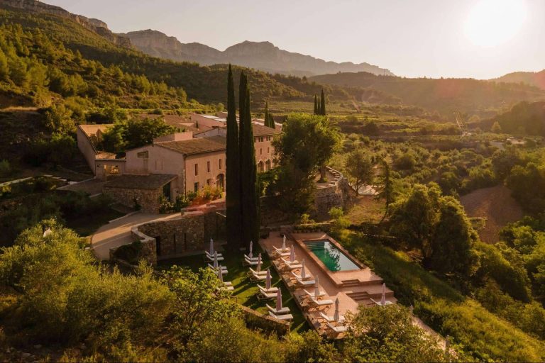 El hotel boutique en Cataluña, Terra Dominicata, destaca por su tradición y encanto