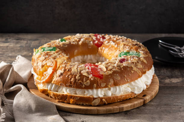La OCU selecciona el mejor roscón de Reyes de supermercado: estos son los 7 más recomendados 99 Criterios rigurosos de selección del mejor roscón de Reyes