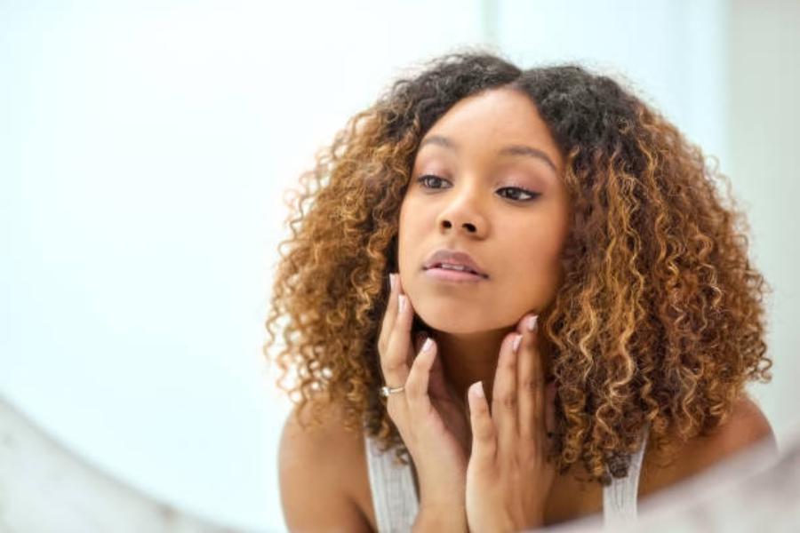 Competencia asequible: rivalizando con Neutrogena a un precio sorprendente