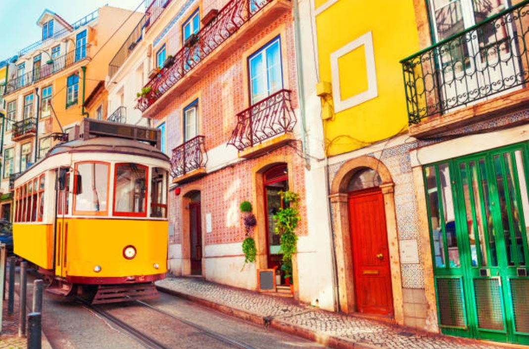 Lisboa (Portugal) Lisboa (Portugal)