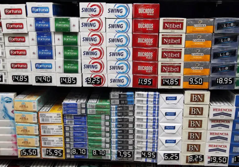 Nueva subida del precio del tabaco: el dinero que costará el paquete de Marlboro, Fortuna, Ducados y más