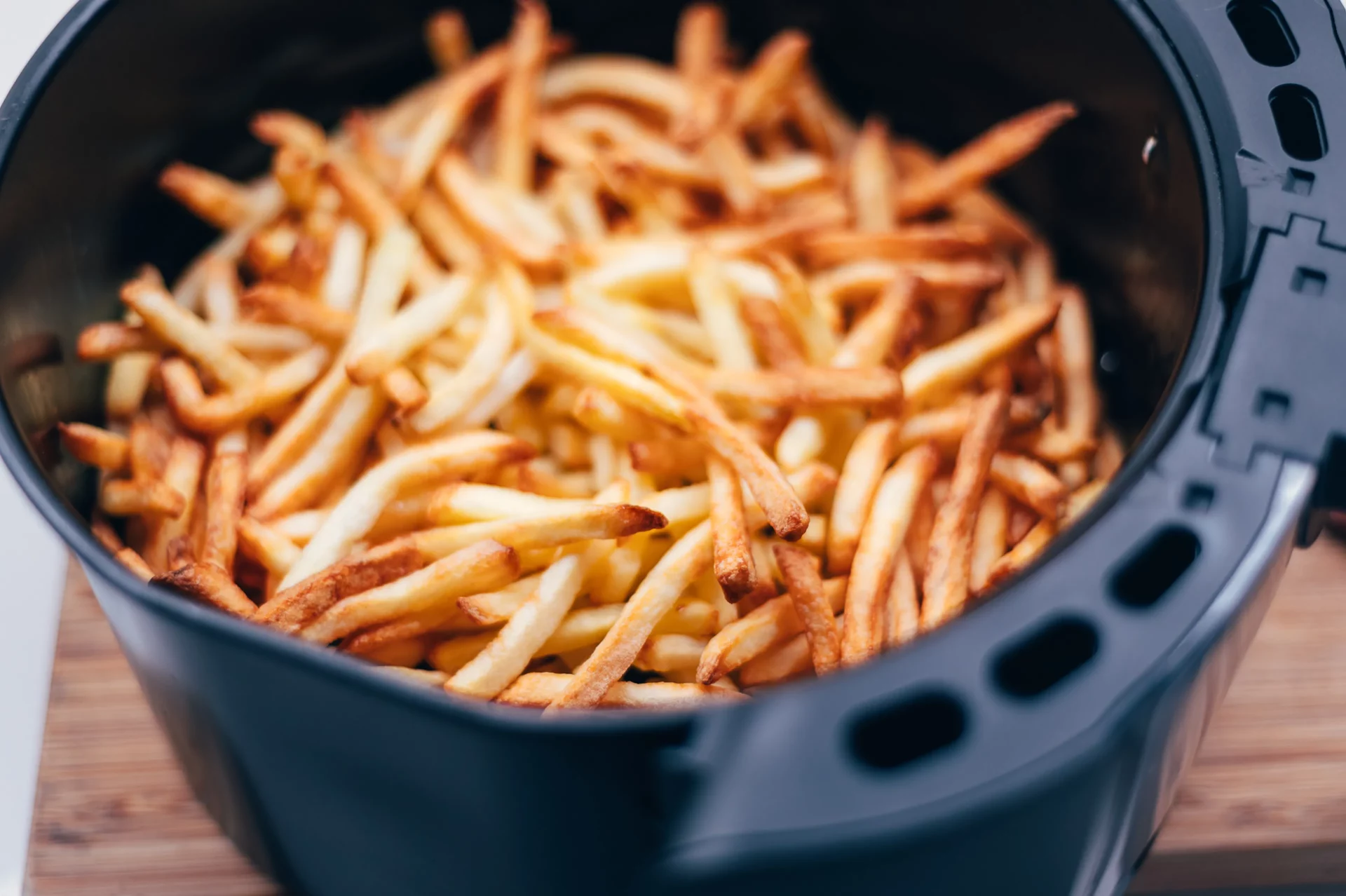 Patatas fritas con freidora de aire Patatas fritas con freidora de aire