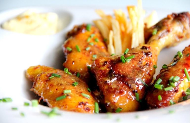 Receta de alitas de pollo al curry, una mezcla de fantasía para tus sentidos