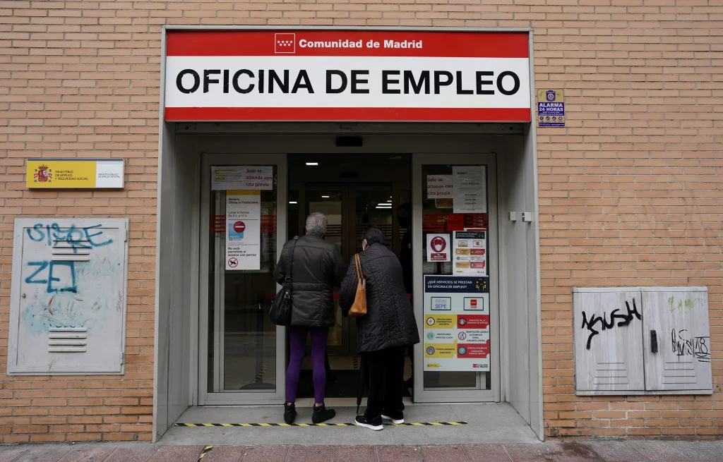 La regla general: cuatro meses de paro por año trabajado