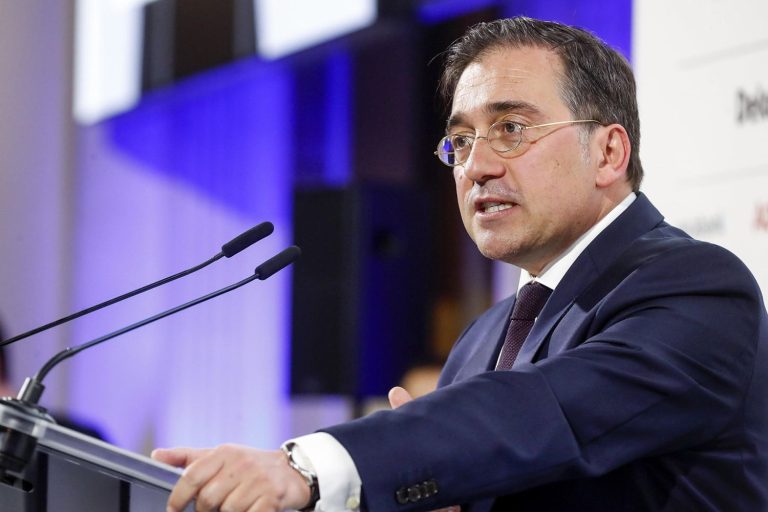Albares planea encontrarse con el titular venezolano de Exteriores en Nueva York para hablar sobre los españoles detenidos