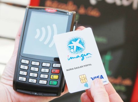Un banco que habla el idioma de los jóvenes Un banco que habla el idioma de los jóvenes