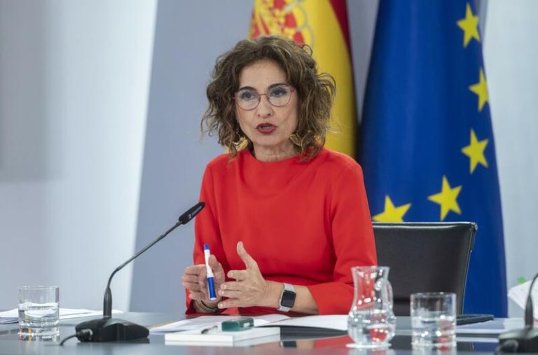 El Senado vota los objetivos de déficit, que decaerán por el rechazo del PP