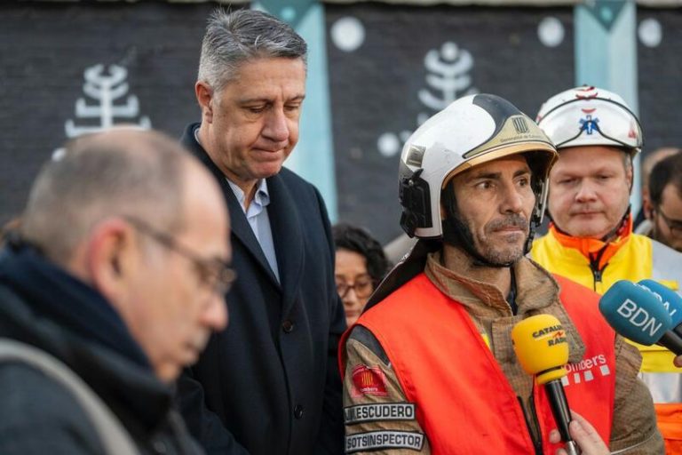 Mossos identificará los cadáveres encontrados tras el derrumbe de Badalona (Barcelona)