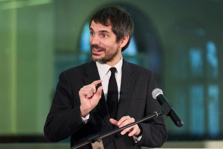 Cultura impulsará una unidad de atención y prevención de las violencias machistas en el sector