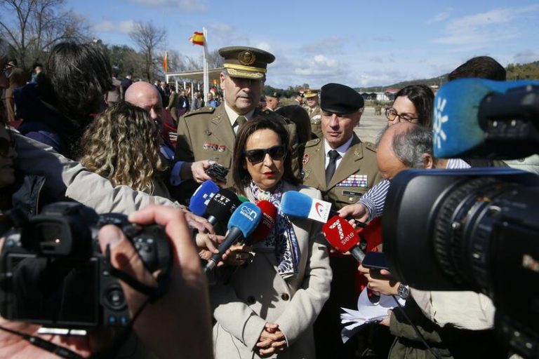 Defensa reitera que la Armada está dispuesta a colaborar con Interior en operaciones contra el narcotráfico