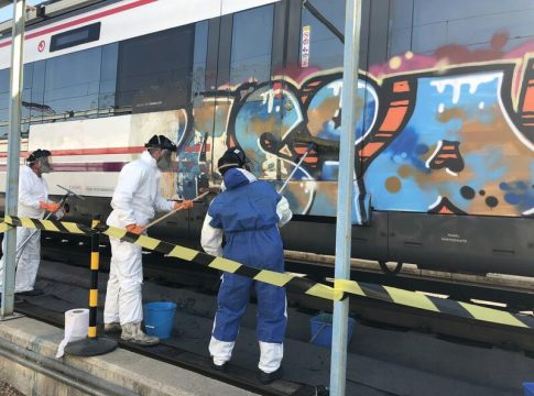 El vandalismo en Renfe causa estragos