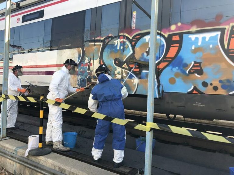 El vandalismo en Renfe: una factura de 70.000 € diarios