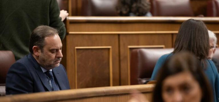 El PSOE, a la espera del comunicado de Ábalos