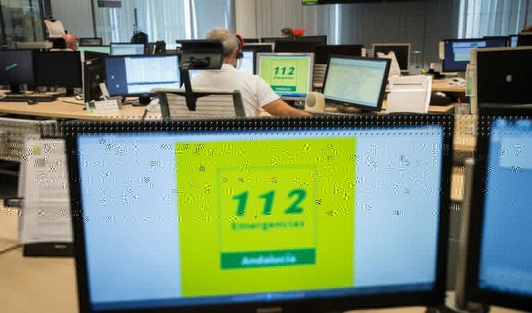 Fallece un joven tras despeñarse su coche en Alhama (Granada)