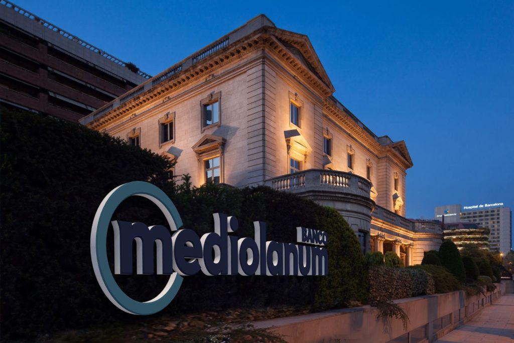 Banco Mediolanum: 3% de intereses y Amazon Prime