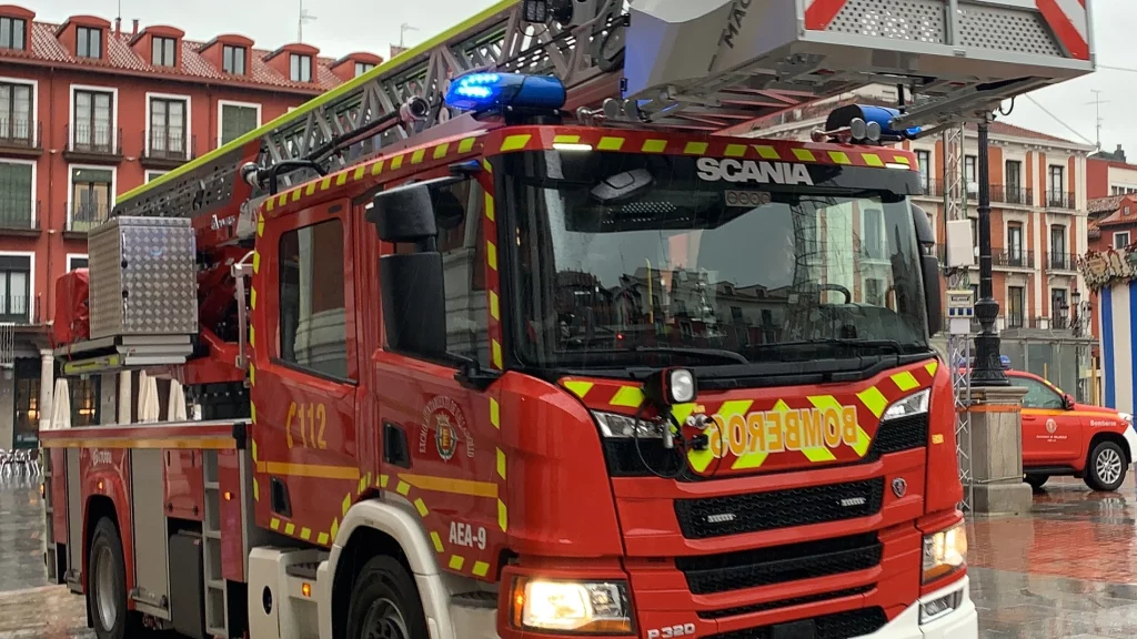 DGT: Vehículos de emergencia, prioritarios sobre los demás