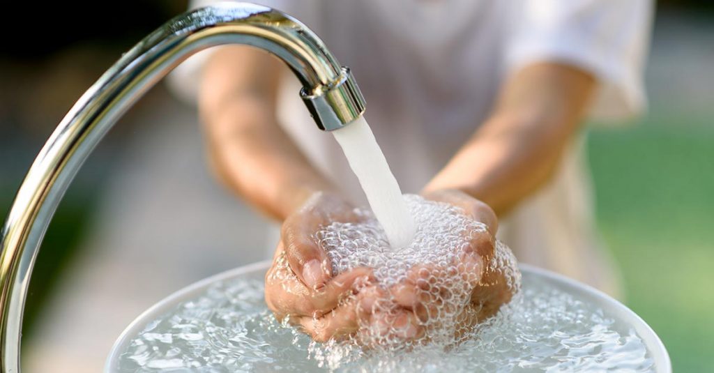 EL MISTERIO DE LAS AGUAS DURAS