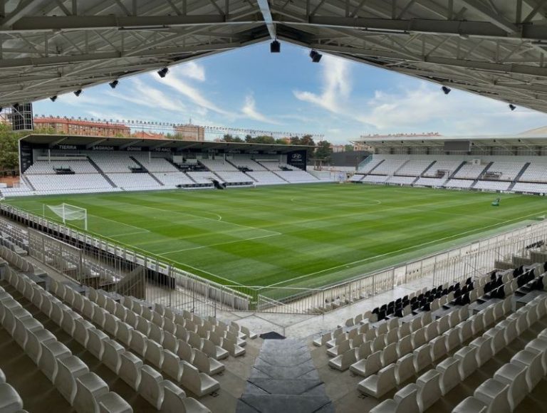 El Burgos CF y el Real Valladolid, dos de los equipos que más han crecido en redes sociales desde la puesta en marcha de LALIGA IMPULSO