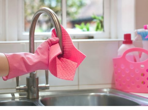 ¿Cada cuánto tiempo hay que cambiar los trapos de cocina?