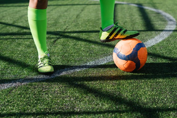 El futbolista más rico del mundo demuestra que es tan humano como el resto con su último drama 