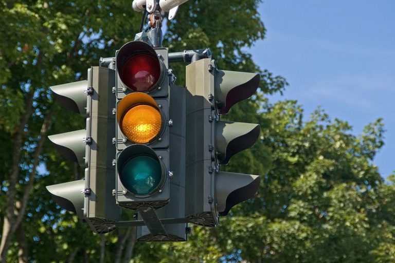 El único gran municipio de España que no tiene semáforos para regular el tráfico