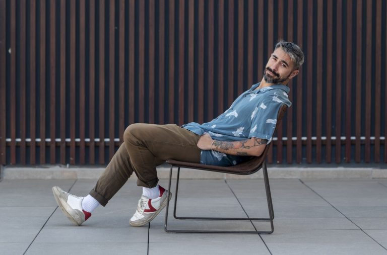 Rayden construye rebelión desde el intimismo en 'Votos en contra'