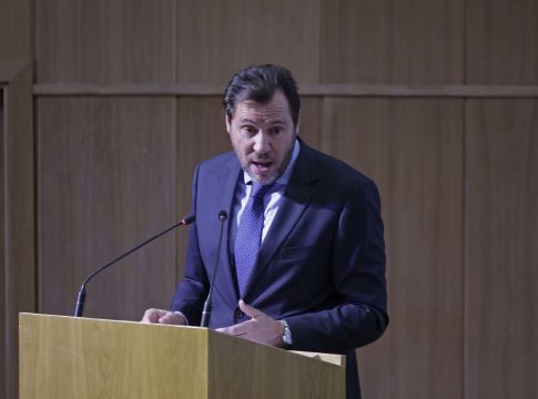 Óscar Puente aprovechó su viaje a Bélgica para defender la bicicleta por encima del coche
