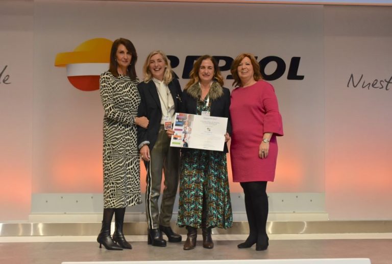 Grupo Peñarroya y Holiday World Resort se comprometen con la diversidad generacional