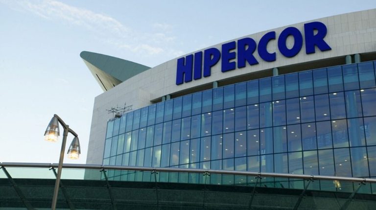 Hipercor tiene por apenas 15 euros unas bailarinas venecianas para ir preparando la primavera